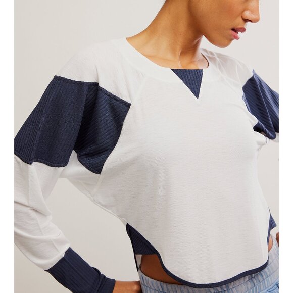 🆕 FP MOVEMENT Spotlight Long Sleeve Layer / White + Navy Combo - Picture 1 of 7